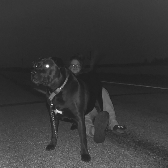 Meet your Posher, Kendra - Picture 1 of 1